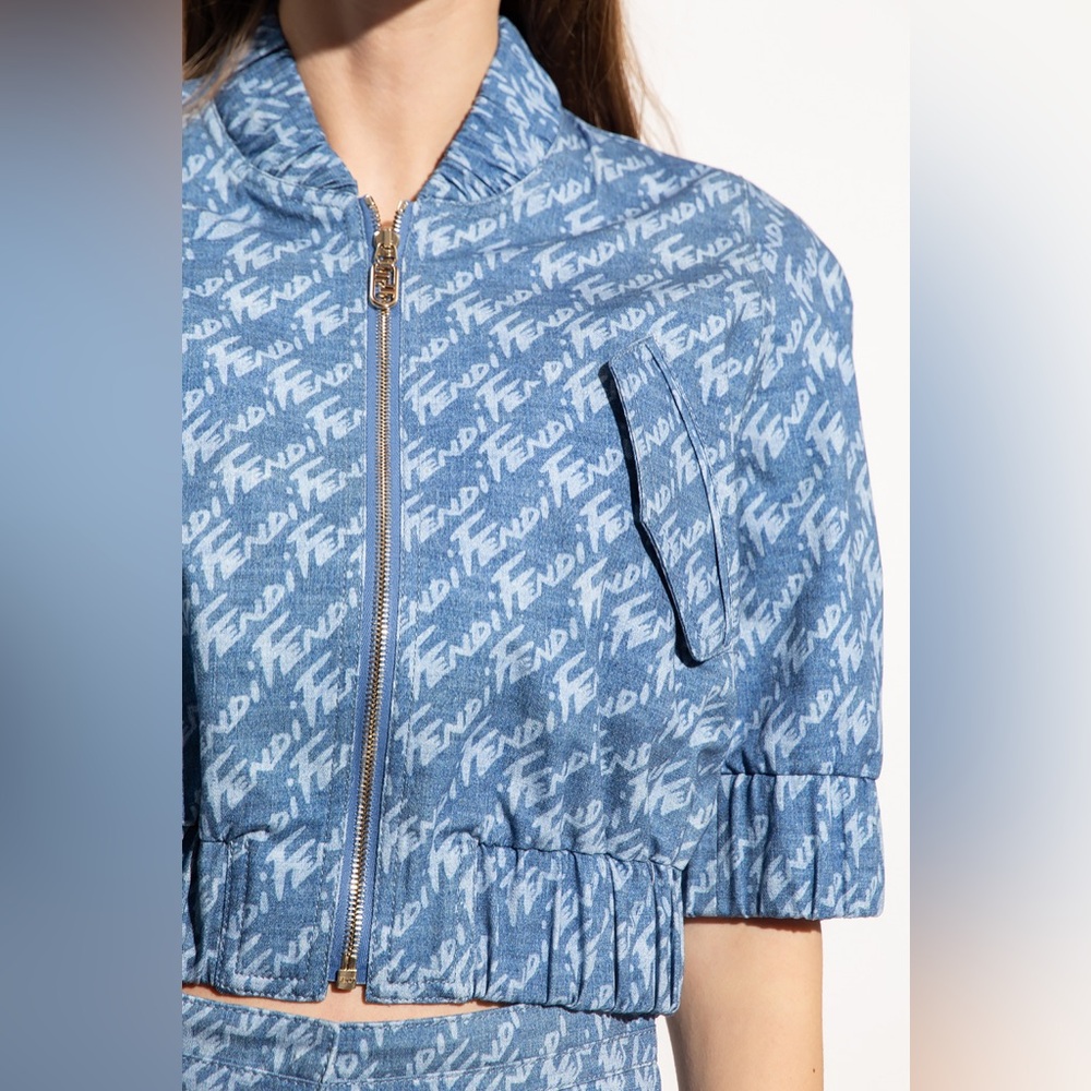 FENDI LOGO DENIM CROPPED JACKET ❤️NWT❤️IN STORES❤️ - Picture 3 of 4
